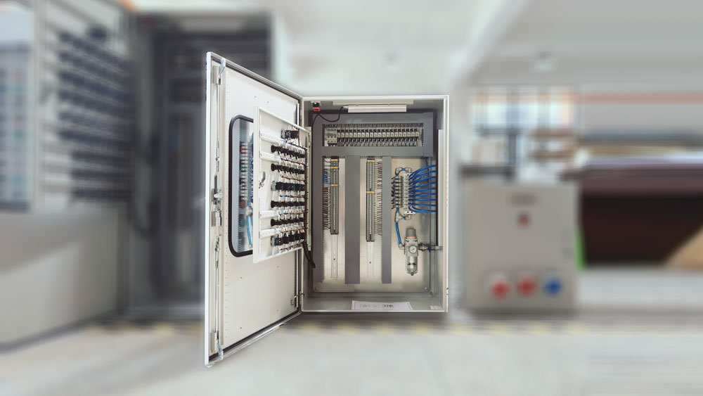 纯水系统10路双电控阀箱